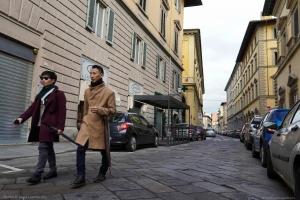 Wrist-twist© StreetShot